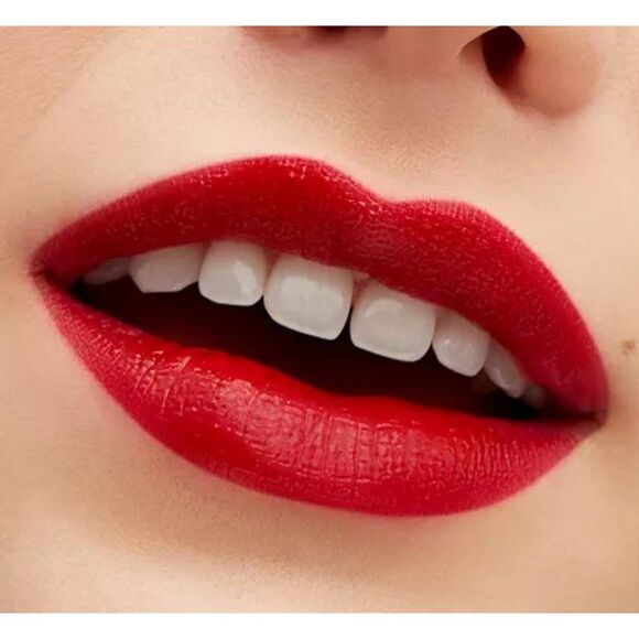 Mac Cosmetics Love Me Liquid Lipstick - Picture 4 of 5